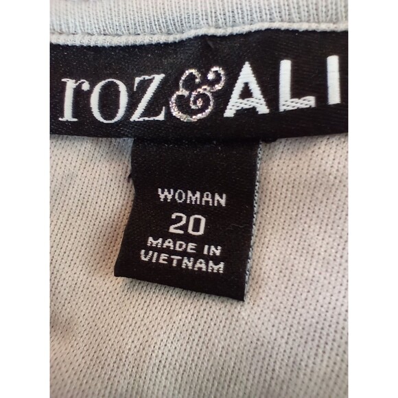 Roz Ali Dress 20W Navy Blue Floral Lace VNeck Sleeveless Romantic Spring Summer - Picture 7 of 8